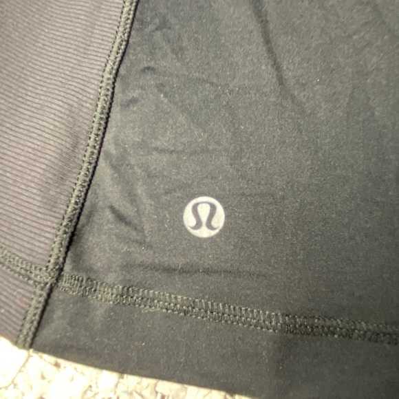 Lululemon criss-cross back top - Picture 3 of 4